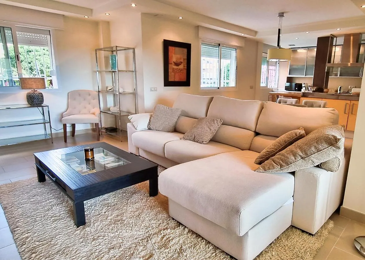 Magnificent One Bedroom Apartment In Marbella Center Espanha